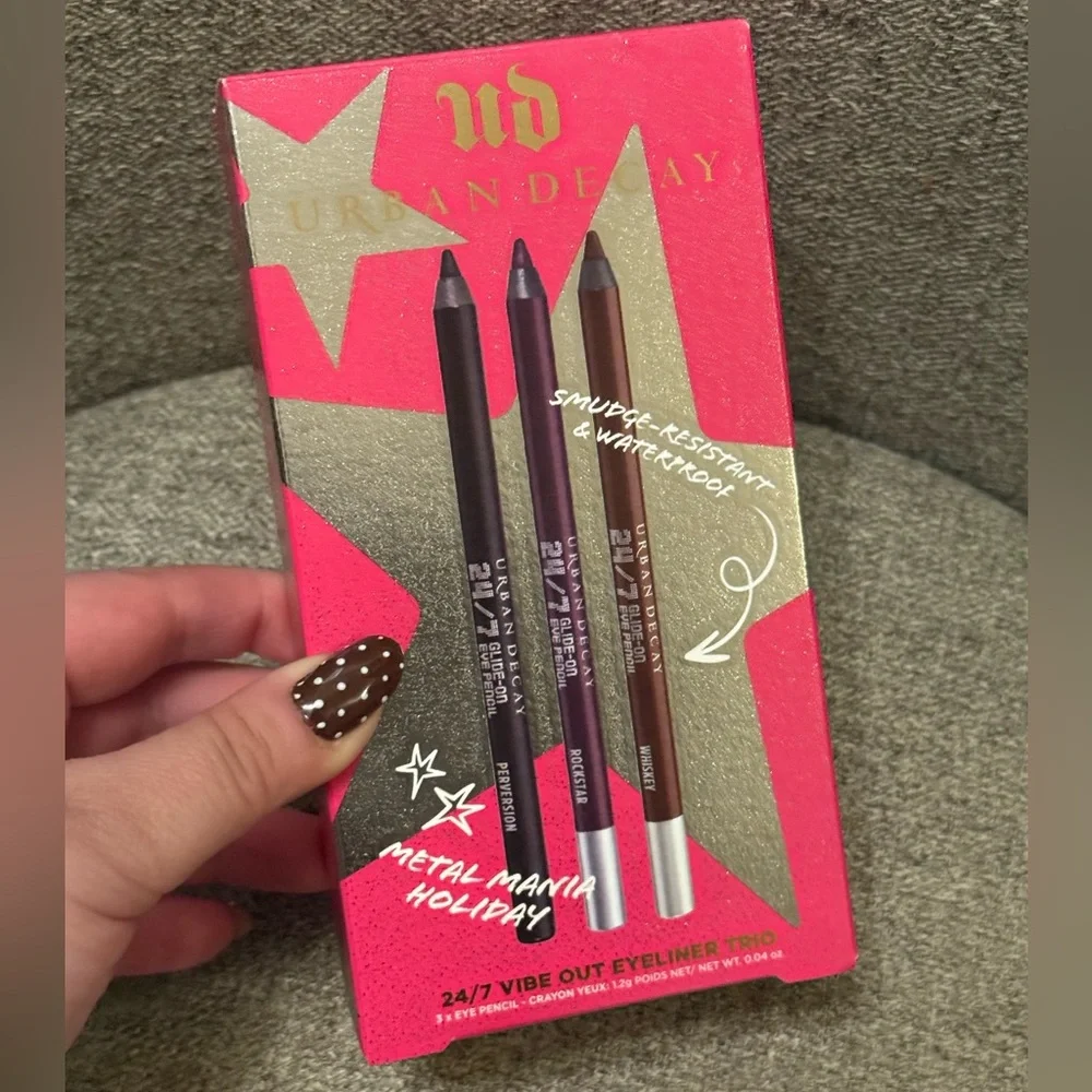 Urban Decay 3-Pc. 24/7 Vibe Out Holiday Makeup Eyeliner Gift Set - NEW IN BOX